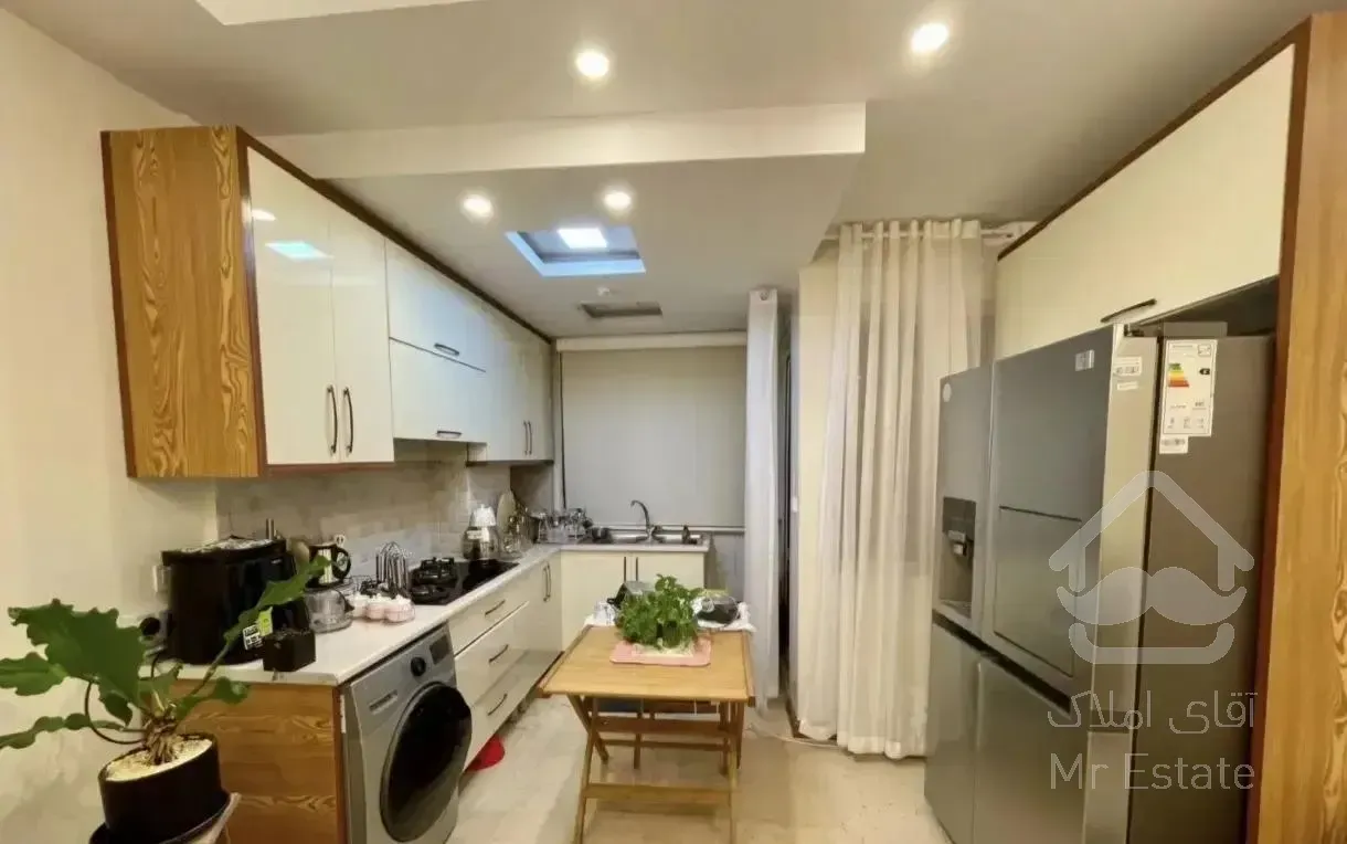 ۷۲ متر ۲ خواب/ فول بازسازی/ تاپ لوکیشن