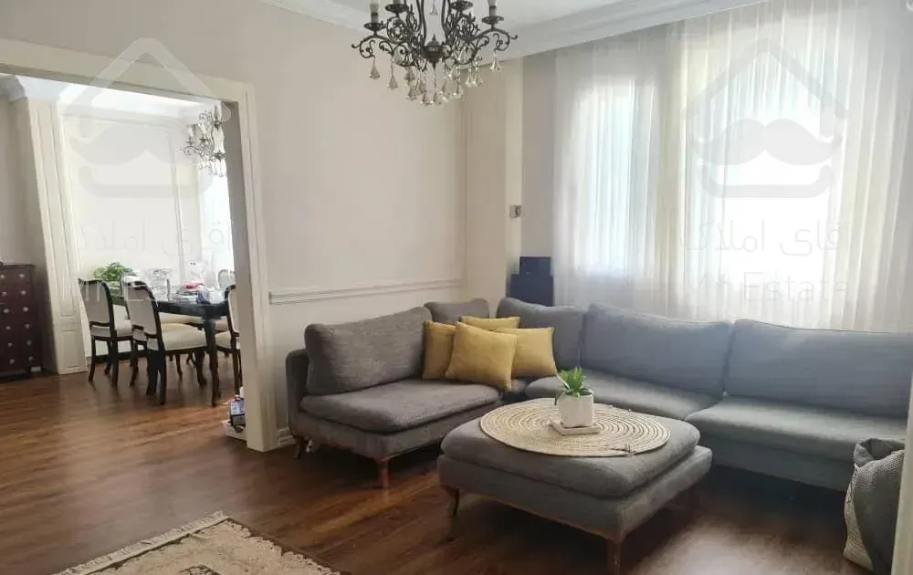 آپارتمان ۱۳۰ متری