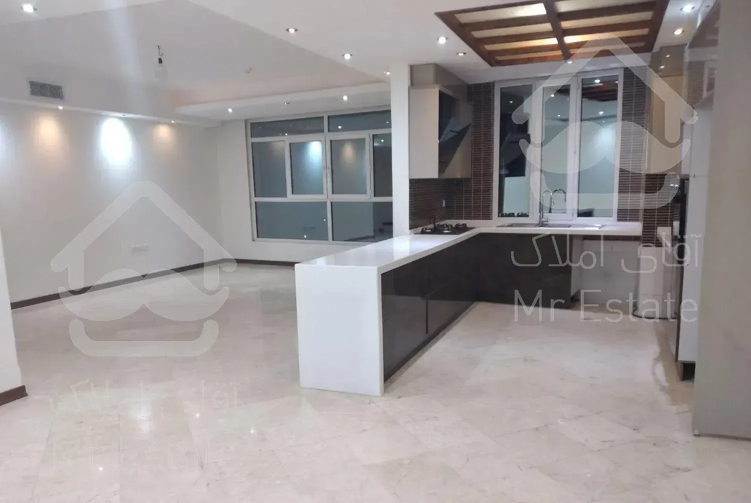 اجاره ۱۴۷ متر در برج کامرانیه