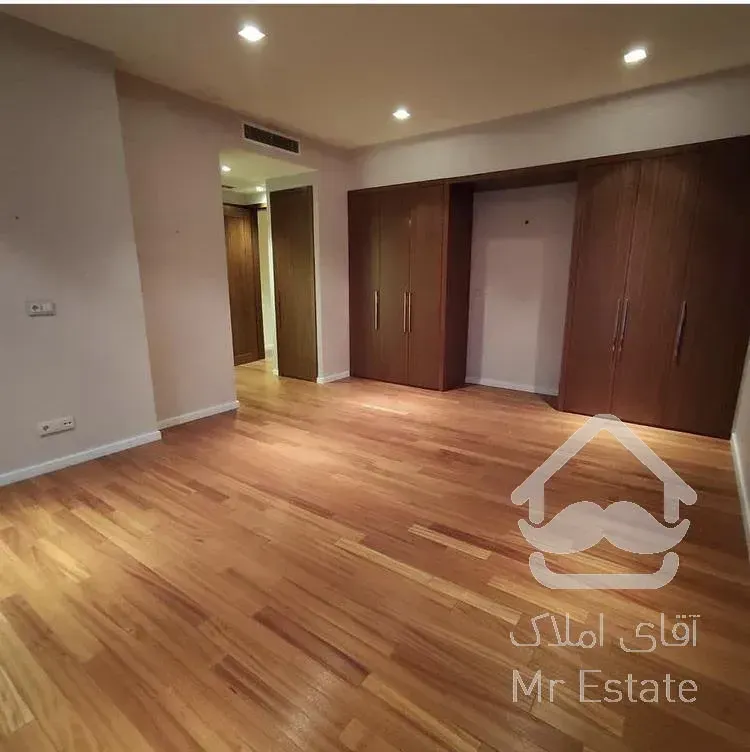 خرید ۳۳۰ و ۳۴۰ متر ولنجک برج باغ