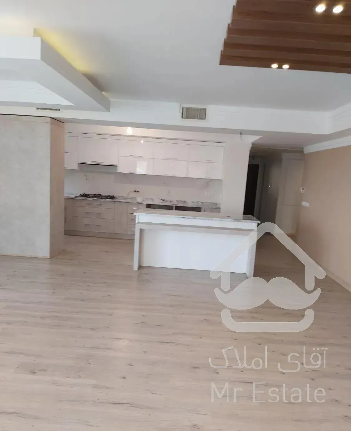 آپارتمان سه خوابه طبقه ششم صدوپنجاه هشت متر