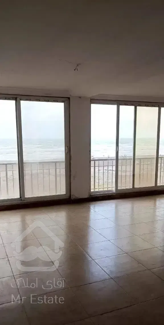 رهن و اجاره آپارتمان ۹۴ متری پلاک اول دریا