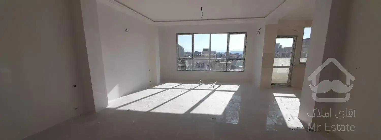 واحد ۱۳۷ متر جای قوی  تک واحد عالی