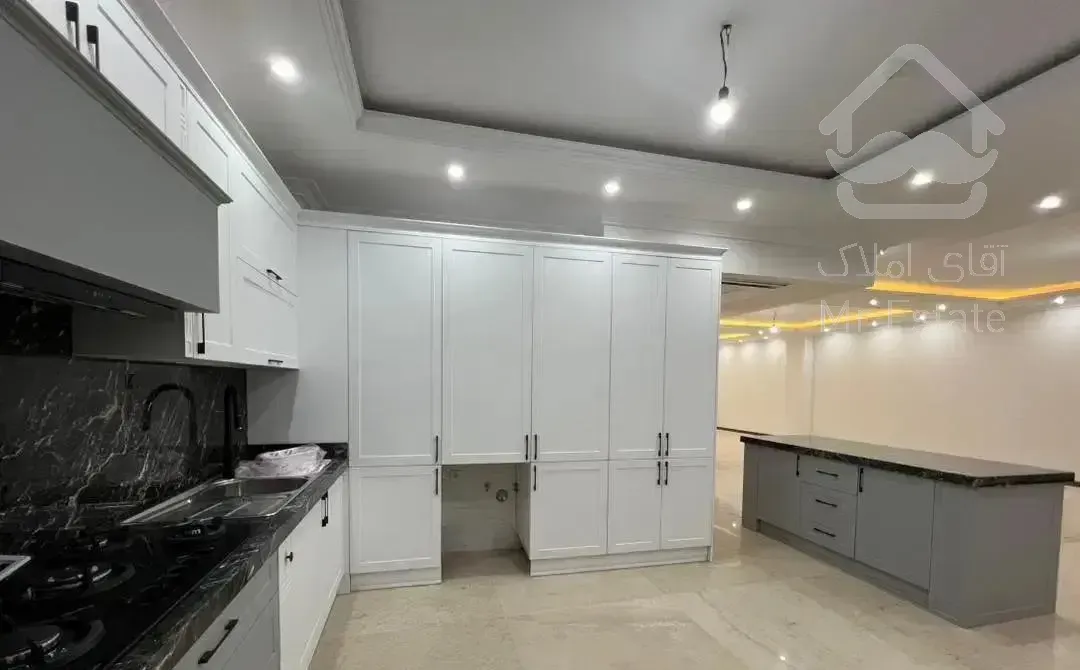 ۲۱۵متر /۳خواب /مرزداران