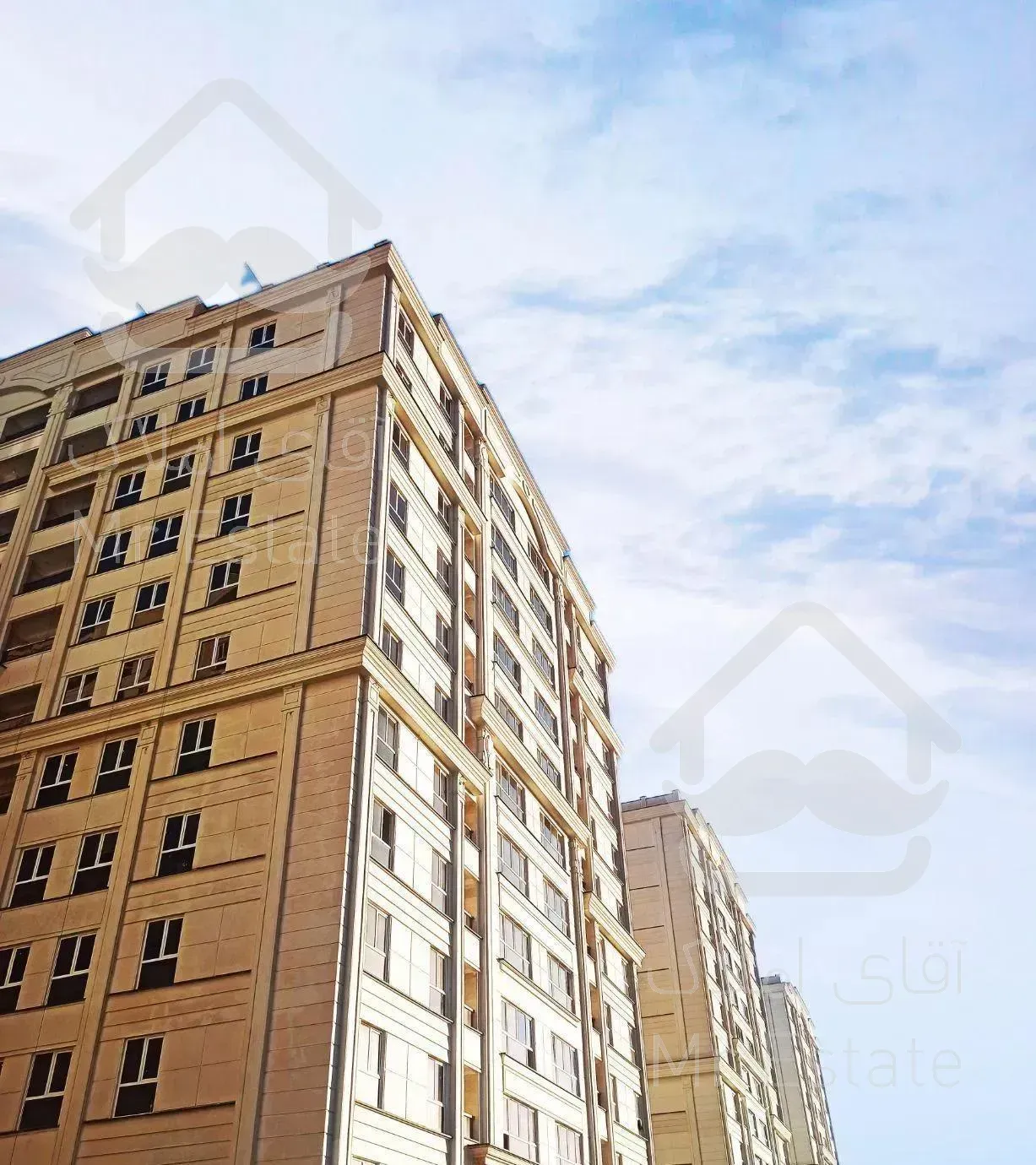 ۱۱۷متر*لذت آرامش‌ با زندگی در برج رونیکا *ویوابدی