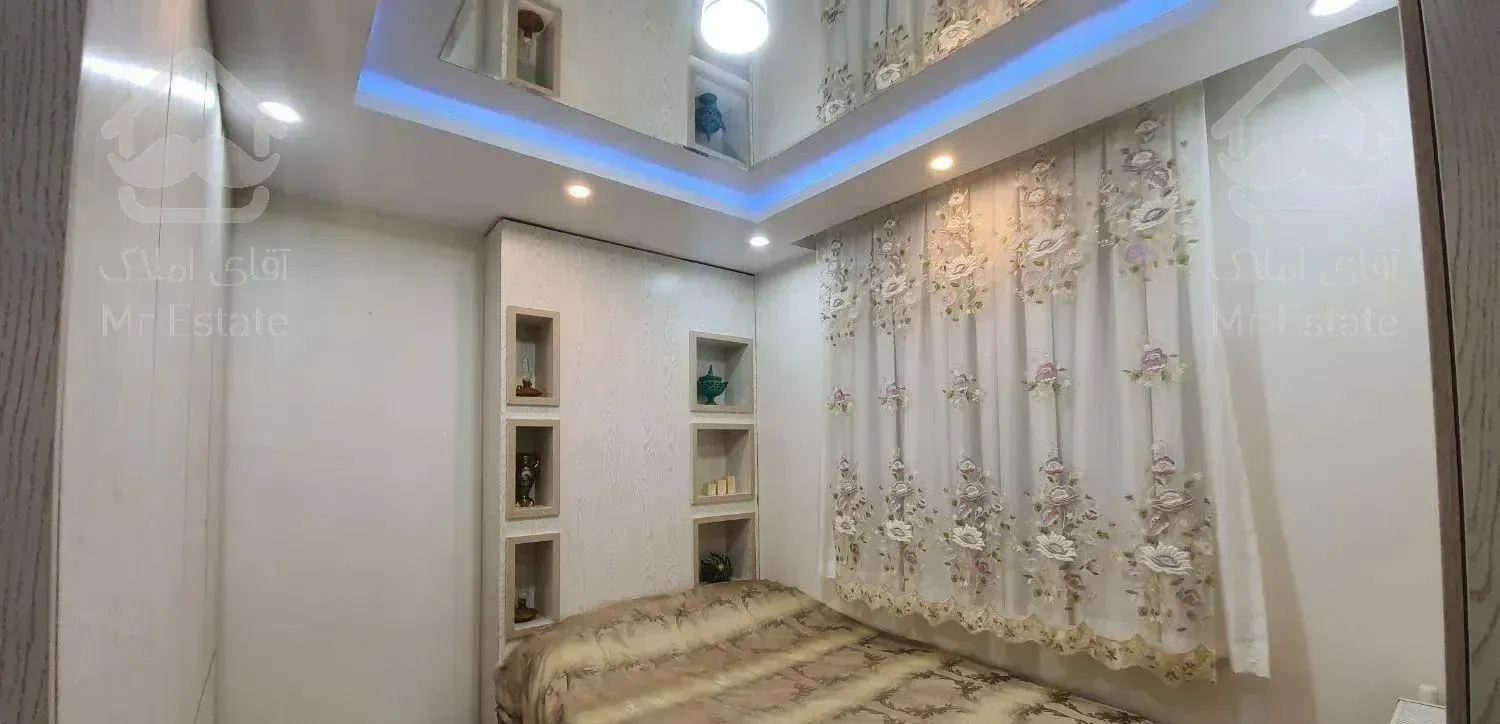 آپارتمان ۱۰۰ متری ۲ ساله کنار گذر همت