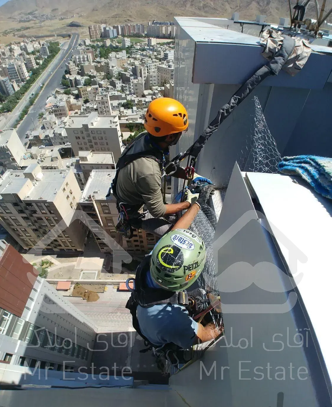 کار در ارتفاع بدون نیاز به داربست و بالابر