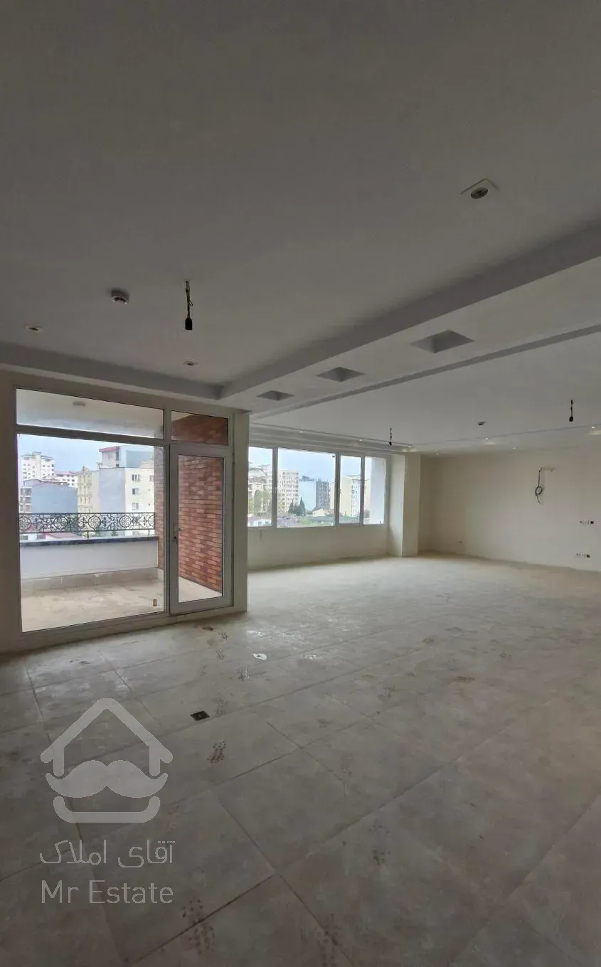 آپارتمان ۱۷۰ متر کریم آباد مدرن ویو دریا