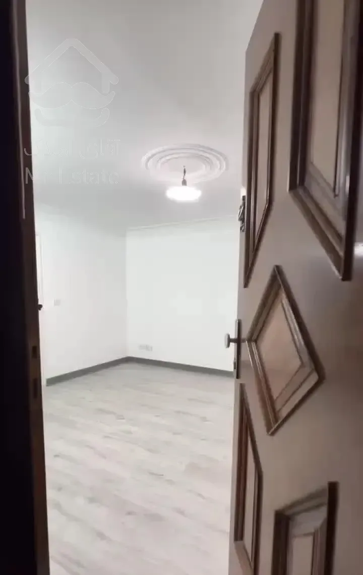 بریانک ۵۵ متر /۲ خوابه /پارکینگ سندی بدون مزاحم