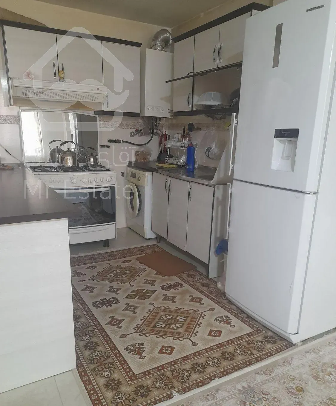 آپارتمان 90 متری خیابان بیات روبه رویه کوچه اسمی