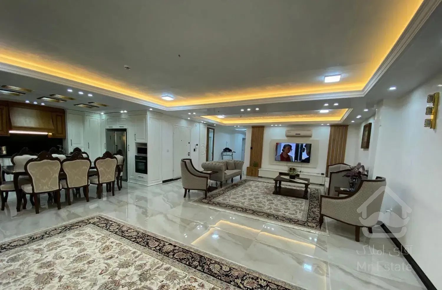 فروش آپارتمان 200 متر فول هوشمند تاپ‌لوکیشن