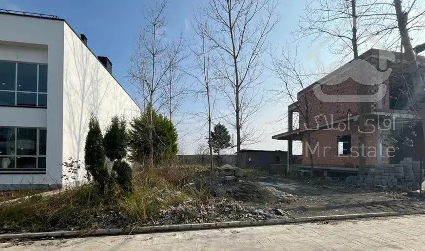 فروش زمین ۷۰۰ متری داخل شهرک آریو واقع در رویان