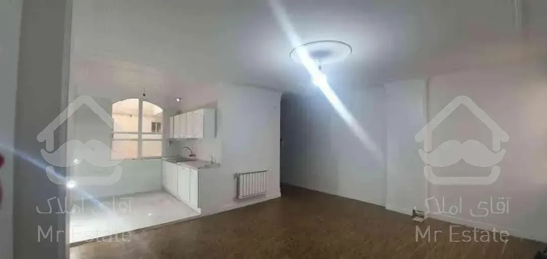 خرید ۵۳ متر اداری بر فردوس شرق