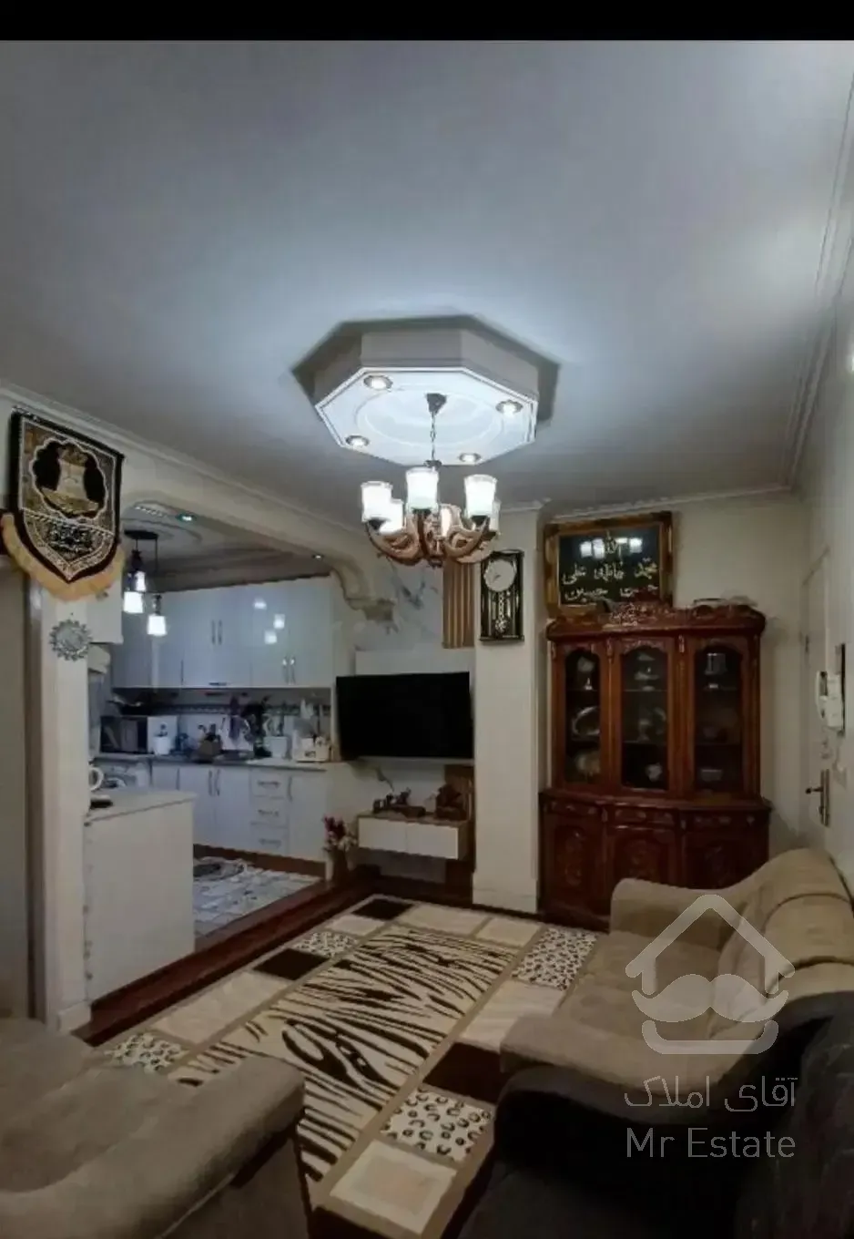 ۵۰متر. پارکینگدار‌. طبقه دوم. نزدیک مترو بریانک