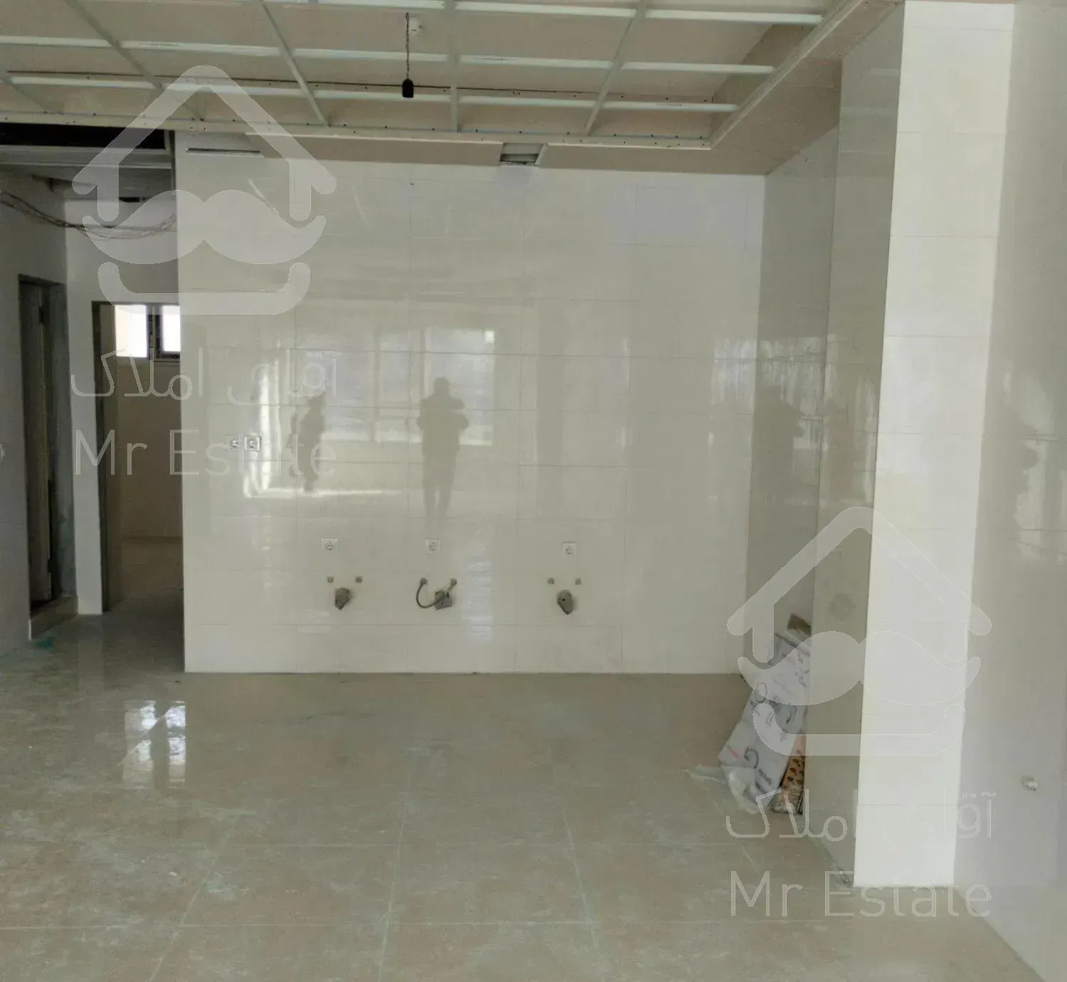 آپارتمان چهارراه گلستان 106متری خشک