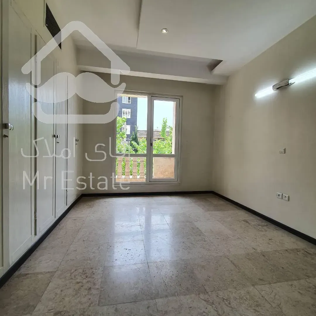 ۱۶۲متر۳خواب سالن پرده خور