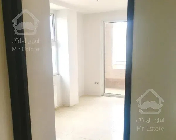 آپارتمان نوساز 114 متر میرزاطاهر شرقی