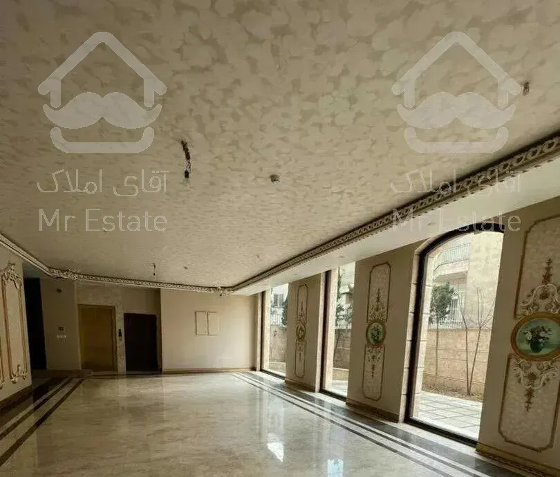 ۲۰۰ متر آپارتمان برند*قلب دروس*کلید نخورده