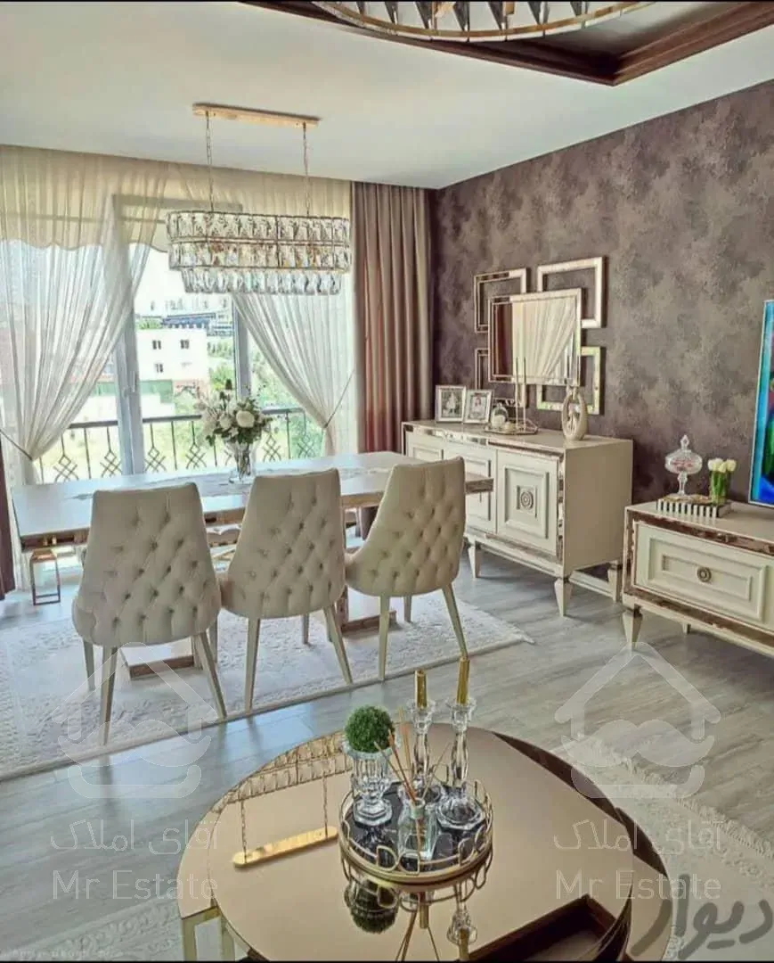 برج باغ مجلل ۱۶۰متر در دریاچه