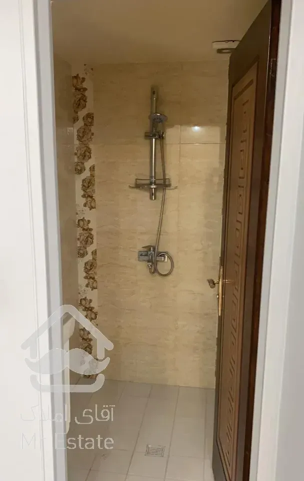 آپارتمان، ۷۹ متر جردن کوچه نور