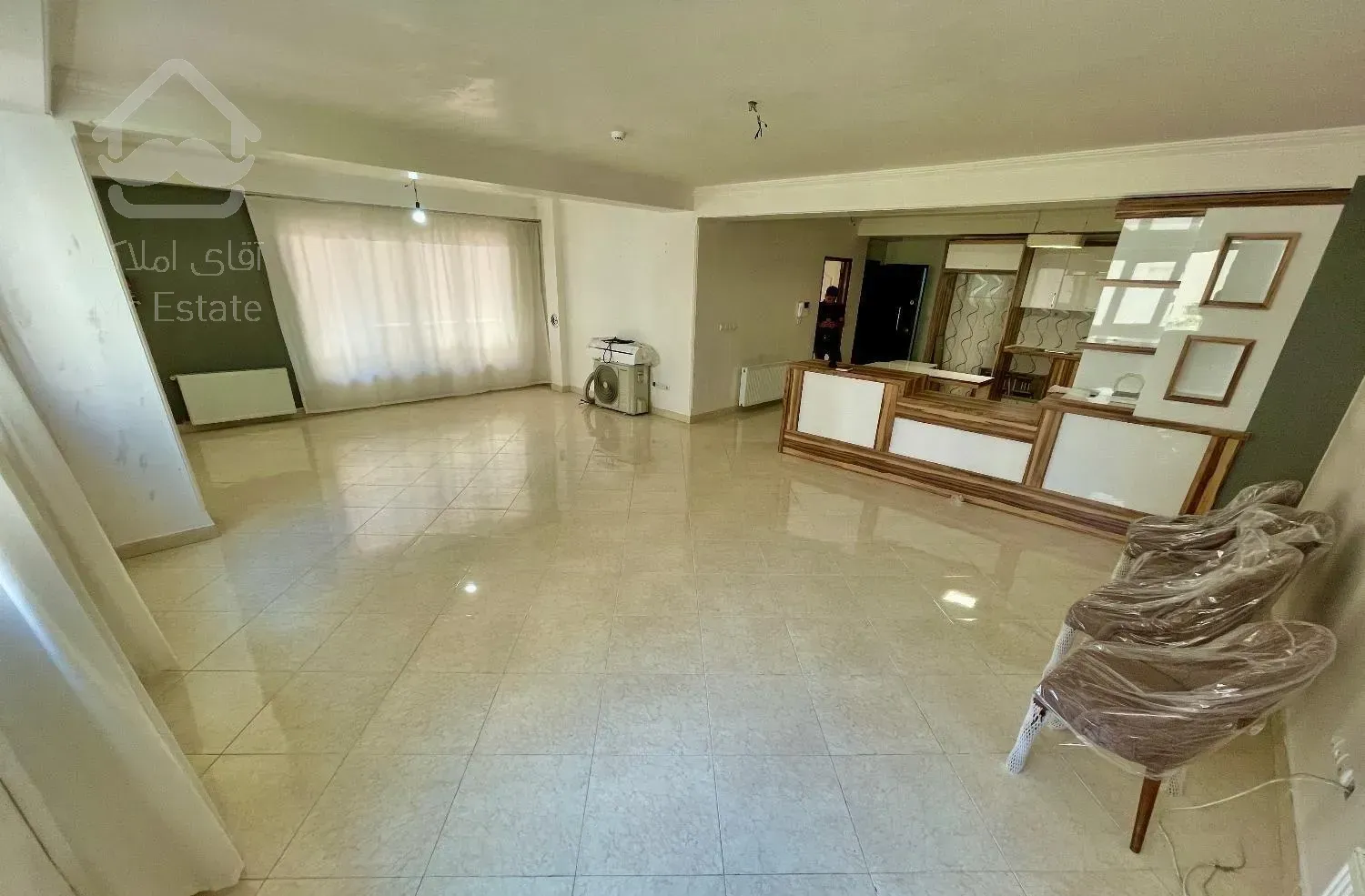 آپارتمان ۱۴۰ متری در شاهگلی دادگستری