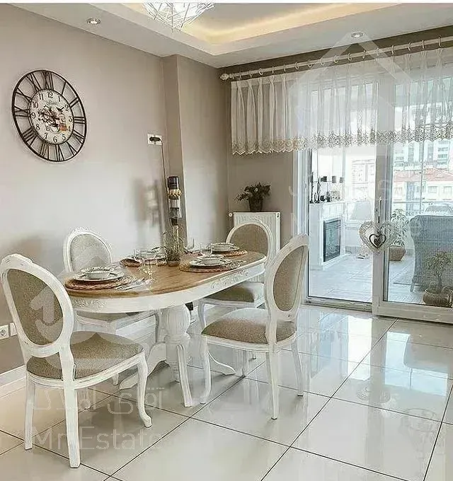 آپارتمان ۸۰ متری /۲ خواب / شرقی کیان اباد