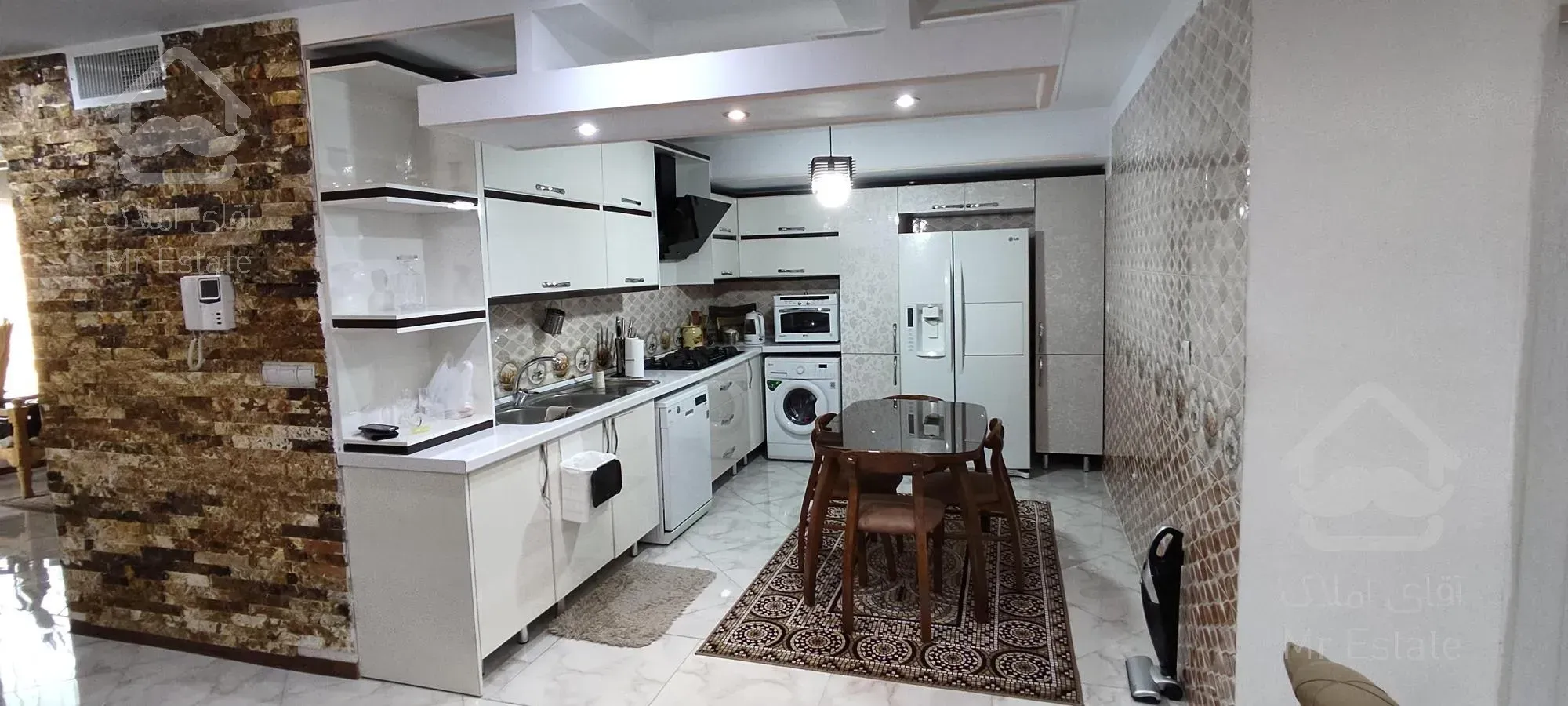 کرج ۱۲۳ متری فول امکانات رو به نما