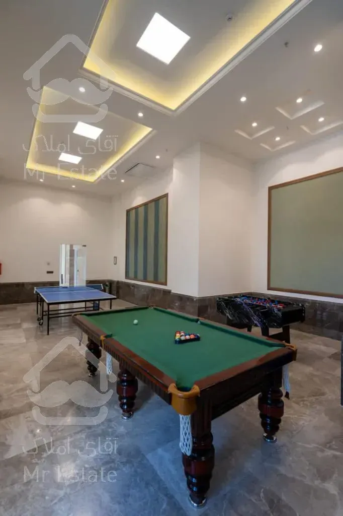 برج لوکس پاسداران