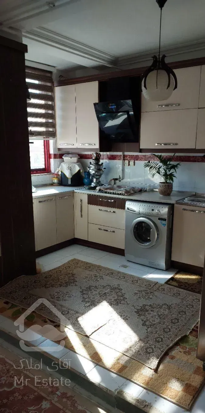 اجاره آپارتمان ۹۰ متری حیاط دار گلستان ۲۱