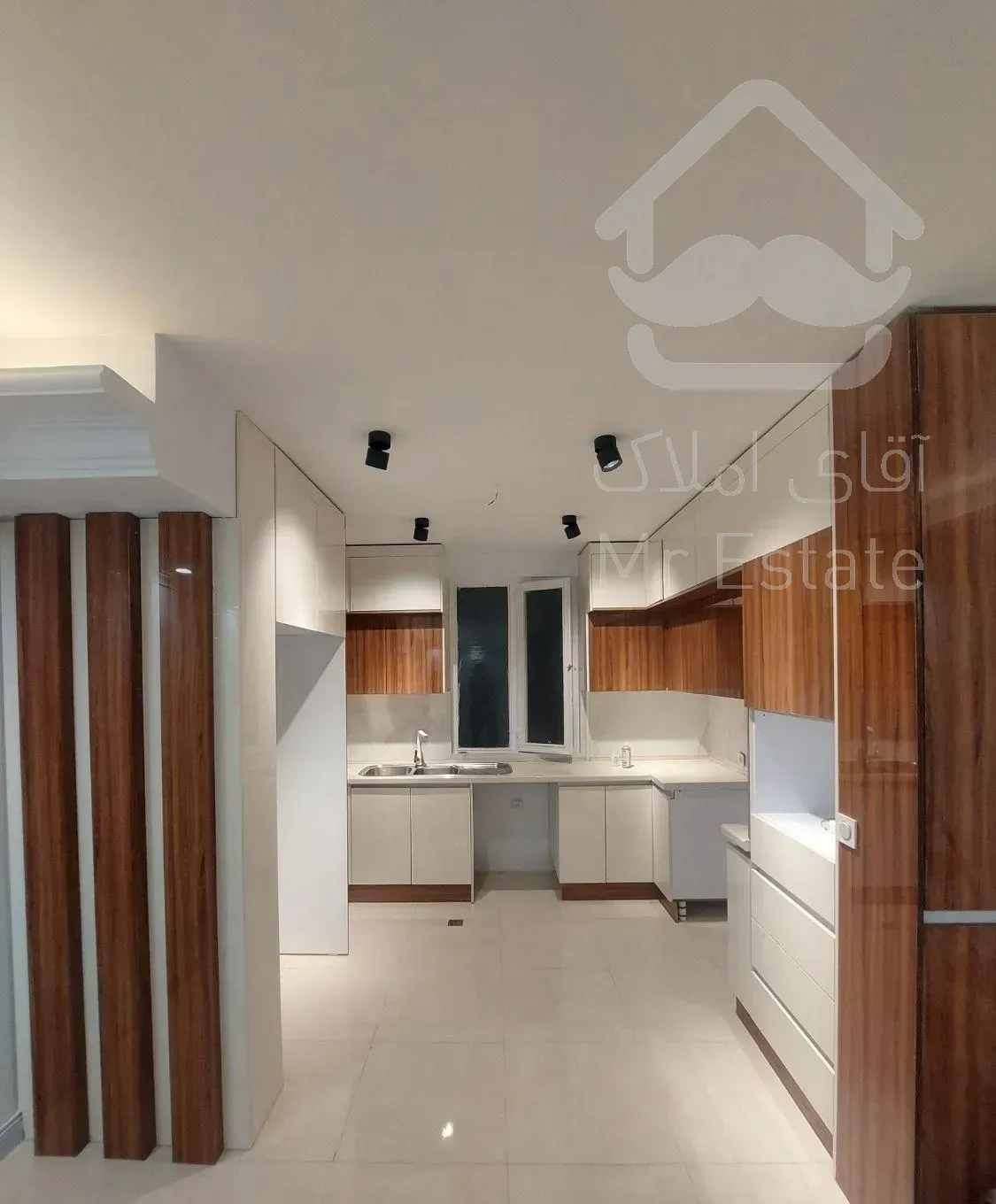 ۷۰ متر ۲ خوابه فول تخلیه غربیهای اول