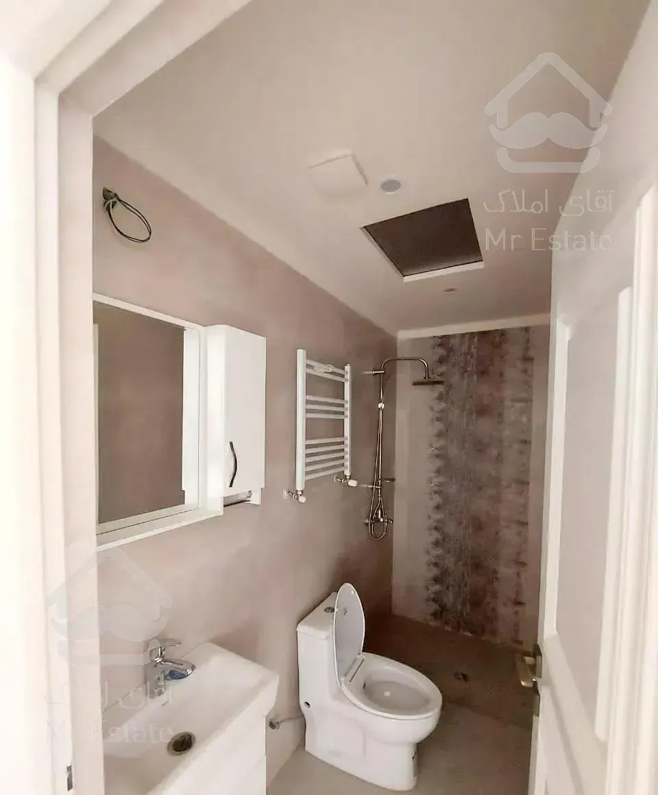 ۱۵۱متر، نوساز ، کلید نخورده، ۳ خواب، یک مستر