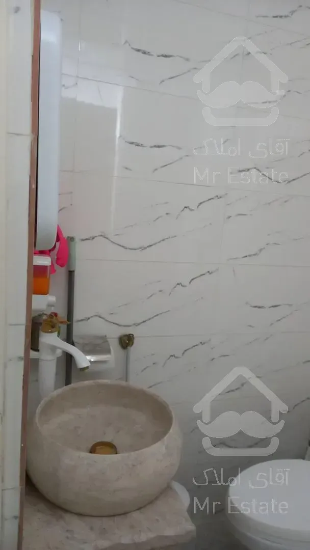 ۱۰۸ متر  اداری  بر فردوس شرق