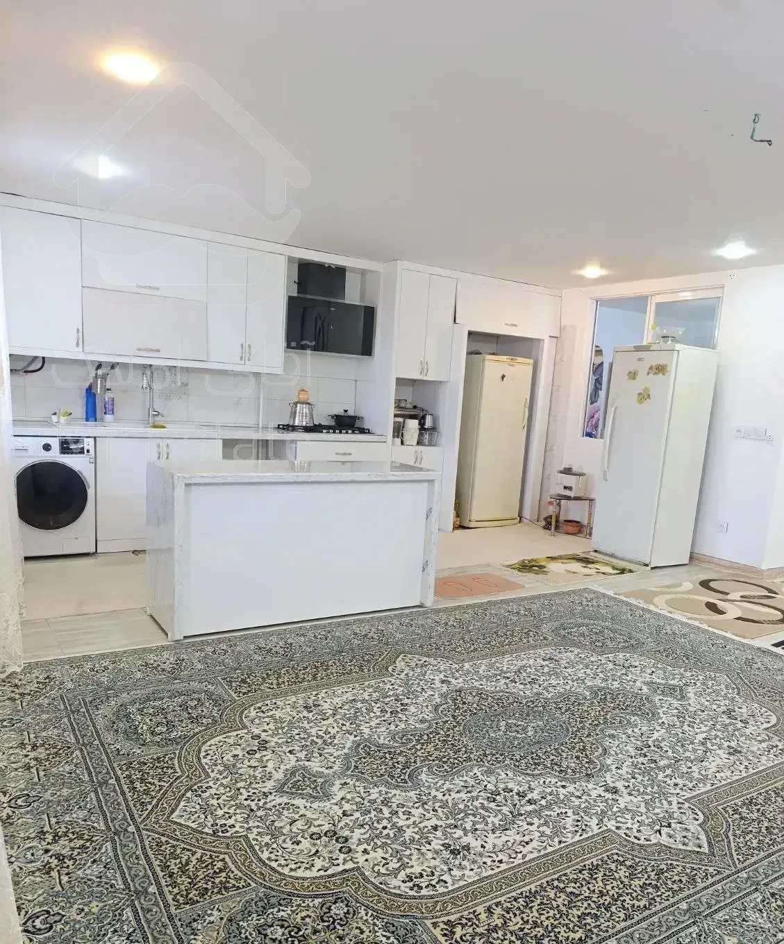 رهن واحد طبقه اول ۶۵مترحوالی میدان املاکی