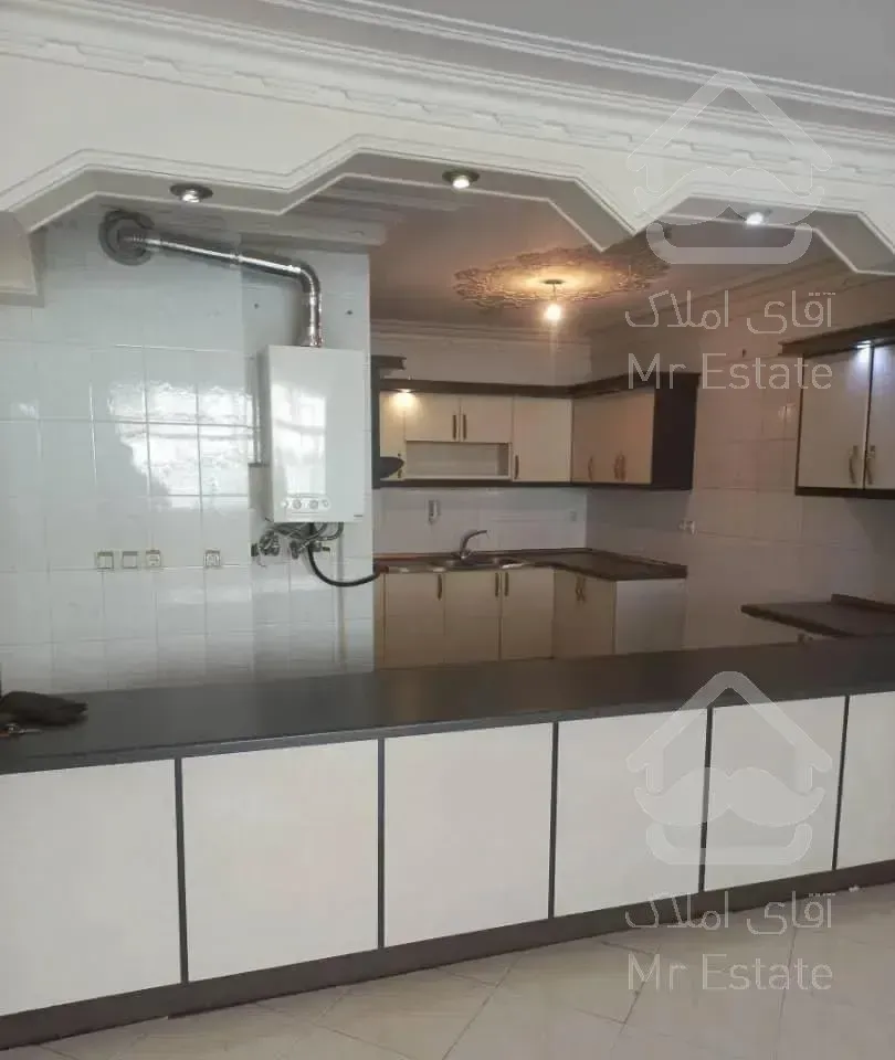 آپارتمان ۹۷ متری ابتدای غدیر سپاهانشهر