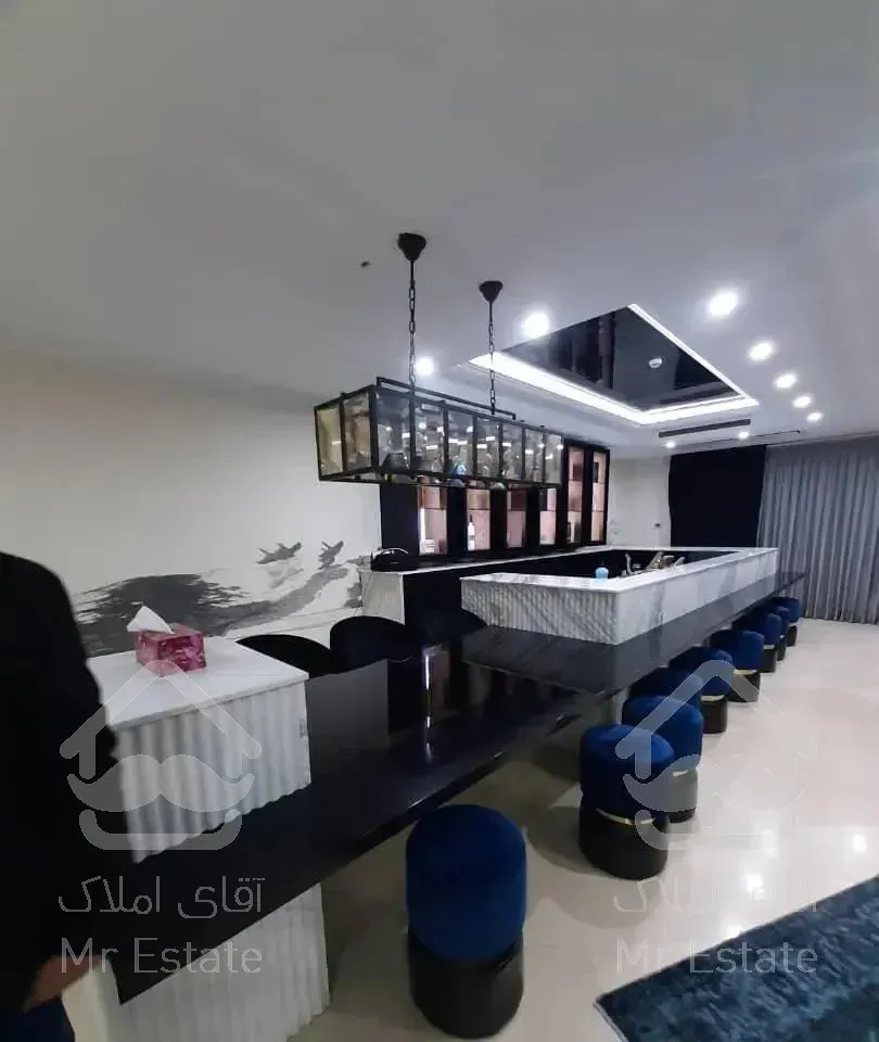 باغ فردوس ۲۳۰متر نوساز فول مشاعات