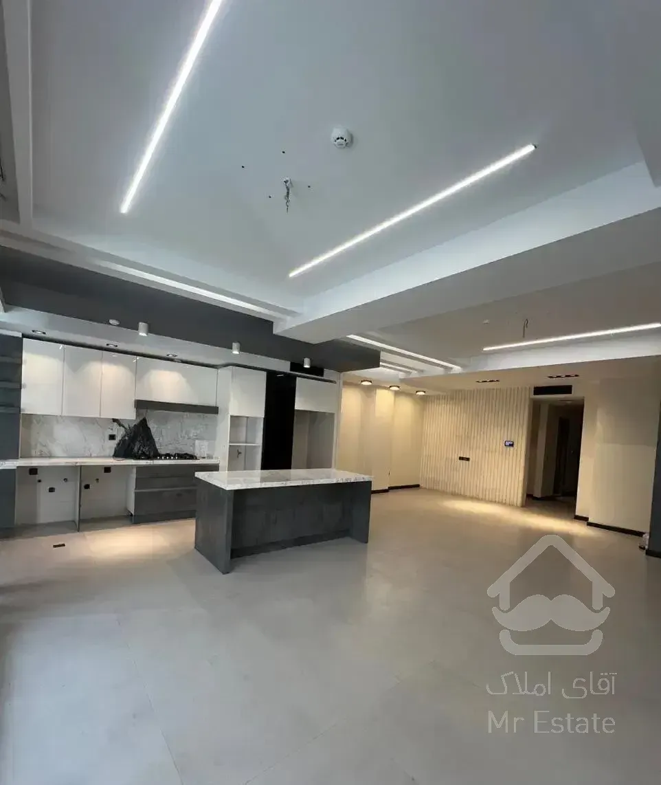 دروس یخچال۱۳۰ متر نوساز ۲ پارکینگ