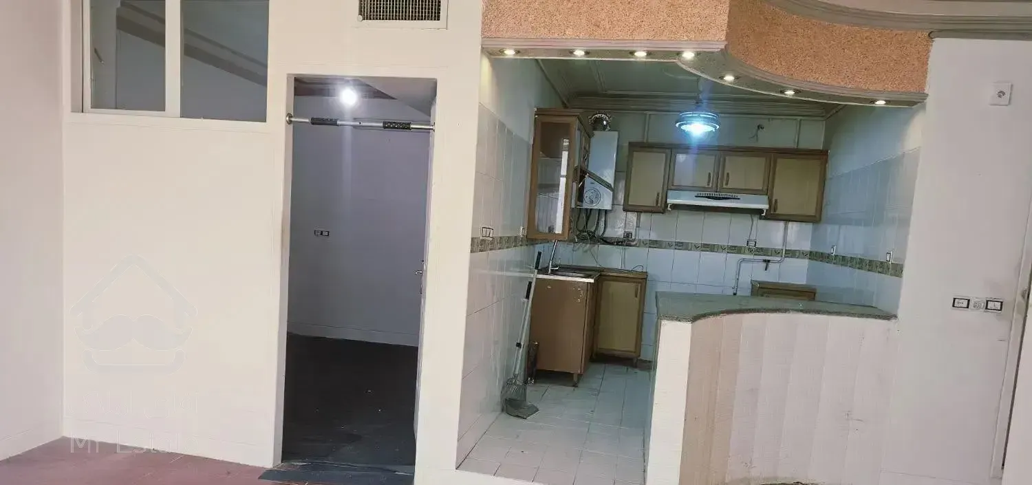 رهن واجاره واحد۶۰متری بلوار مطهری ..مطهری ۳۷