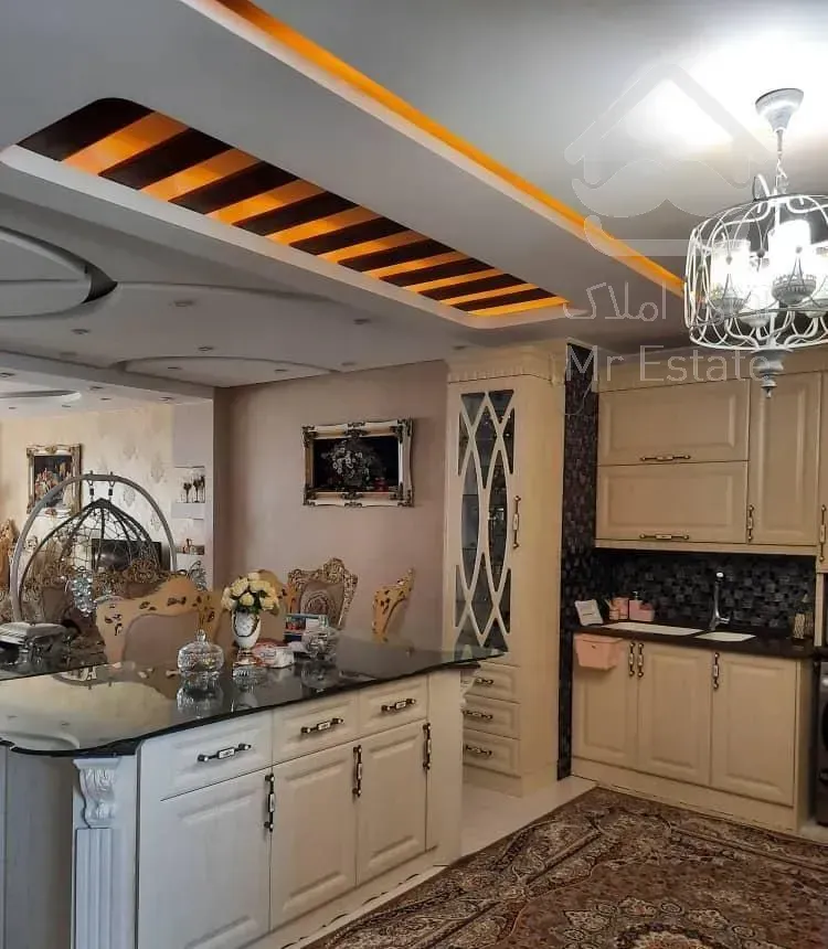 ** آپارتمان۲۴۶ متری فدک  شخصی ساز طبقه آخر تکواحده