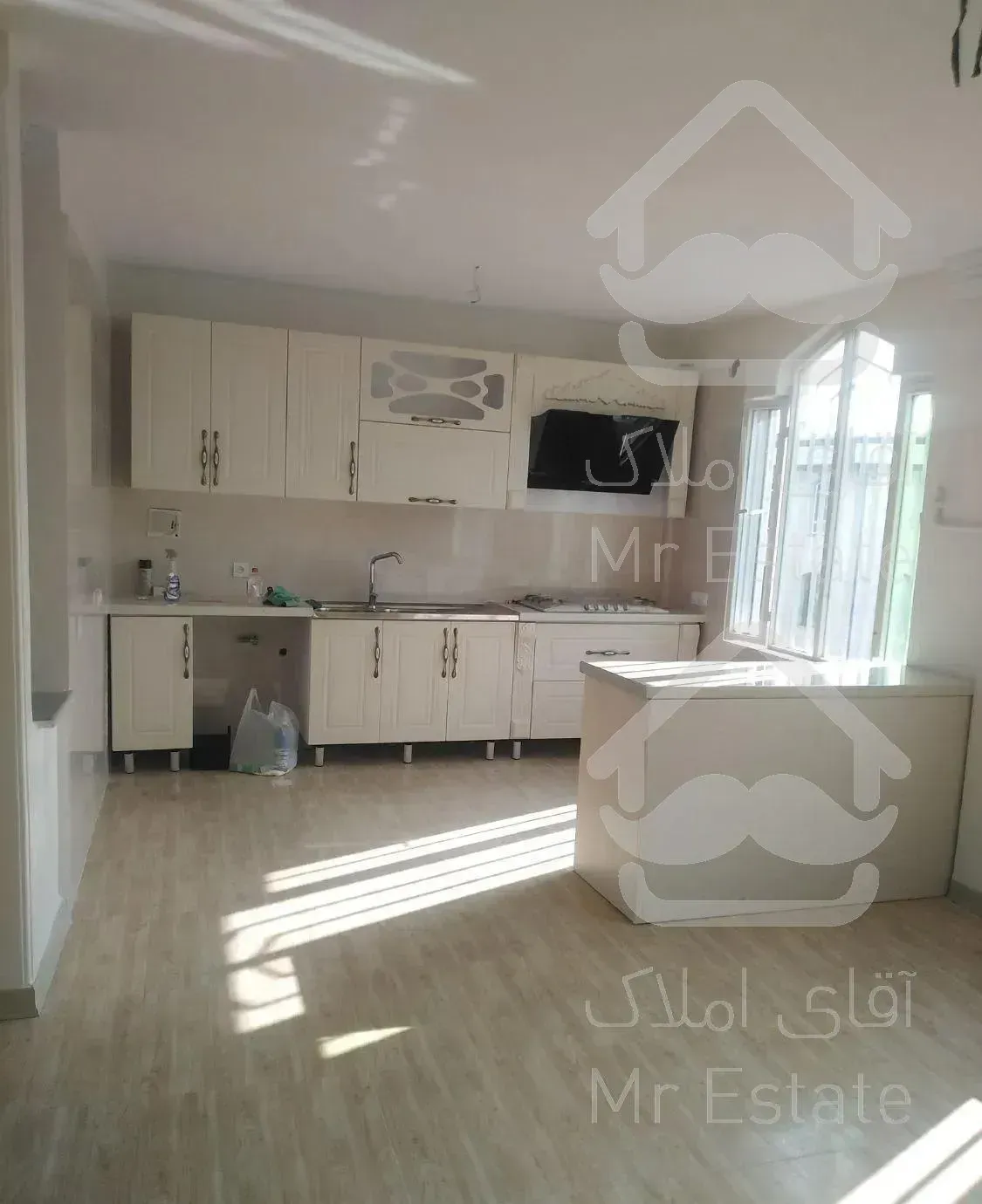 75 متر در شقایق شمالی