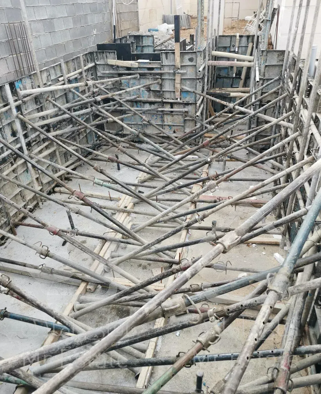 اجرای اسکلت بتنی وبنایی قلات