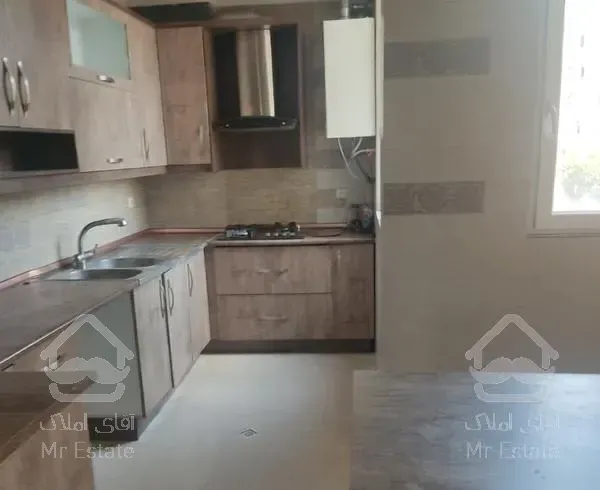 ۶۲ متر دو خوابه چهار طبقه تک واحدی