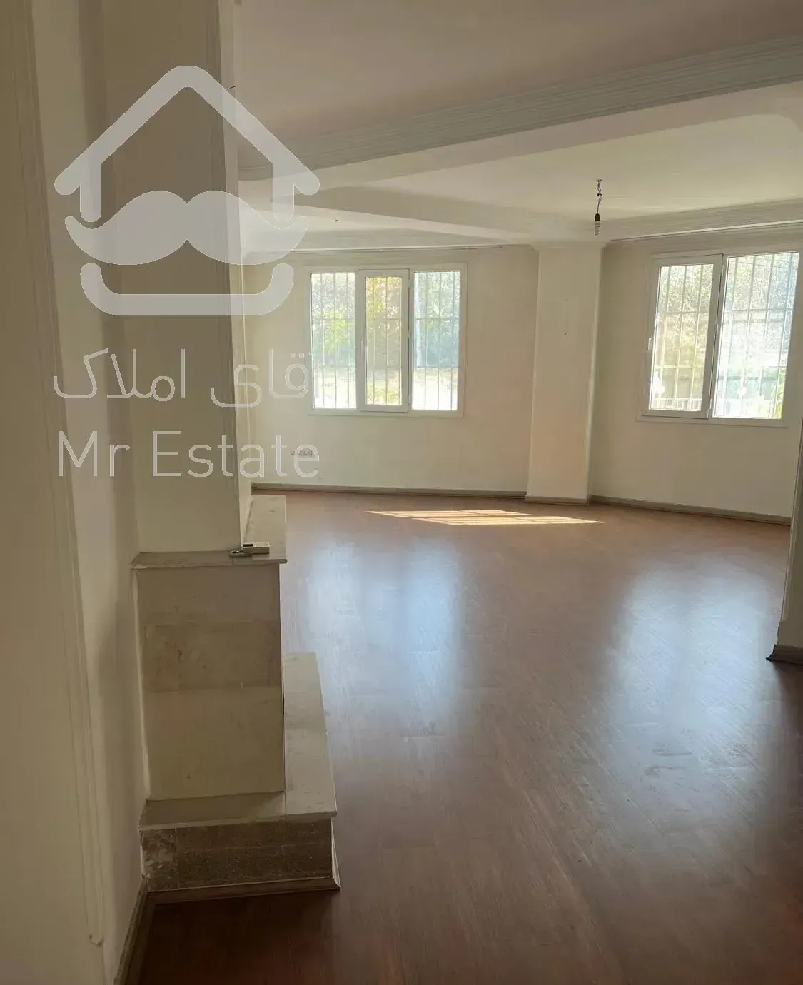 اپارتمان ۱۱۰متری ازگل گلشن شرقی