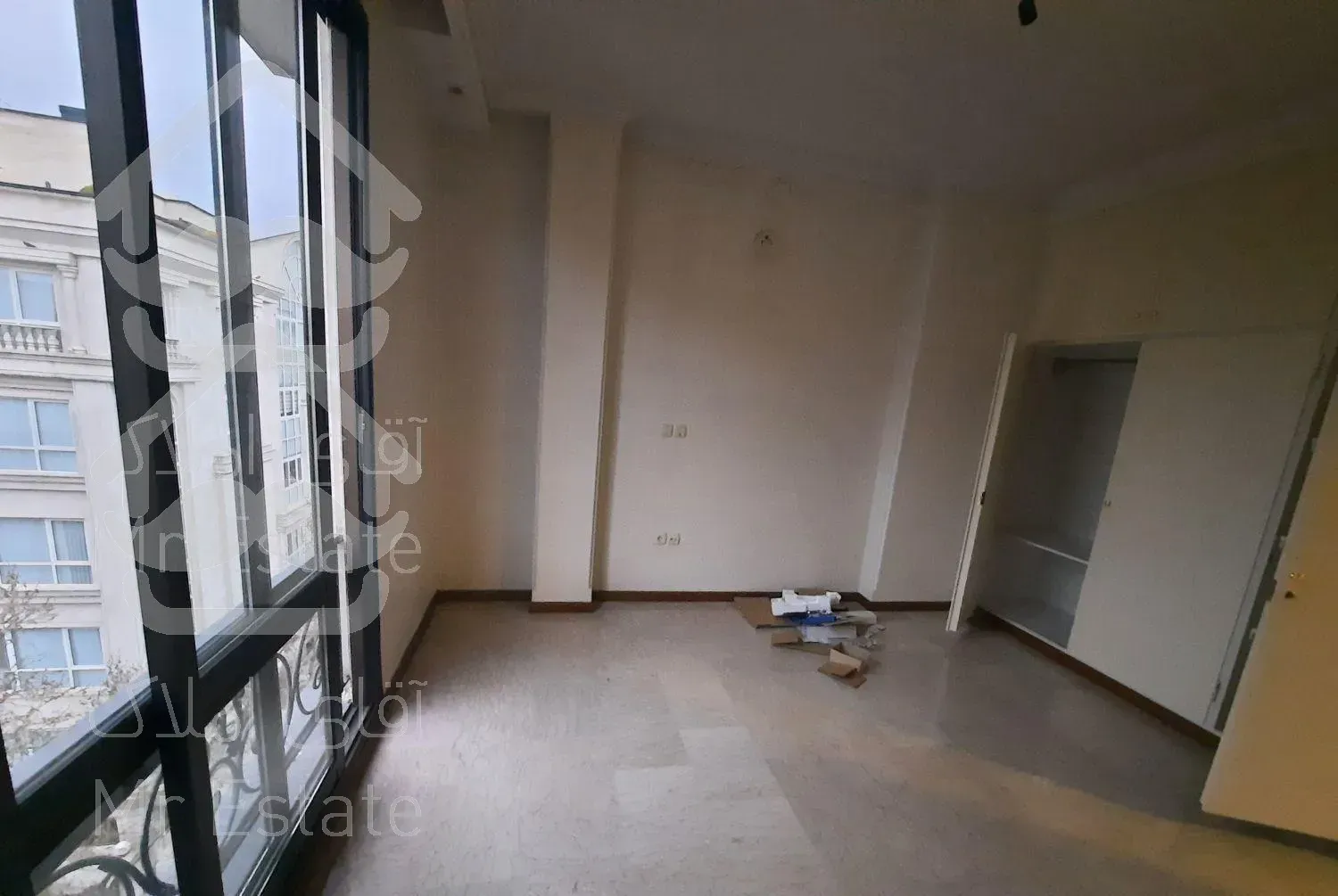 آپارتمان ، ۱۴۰ متری ، سه خوابه