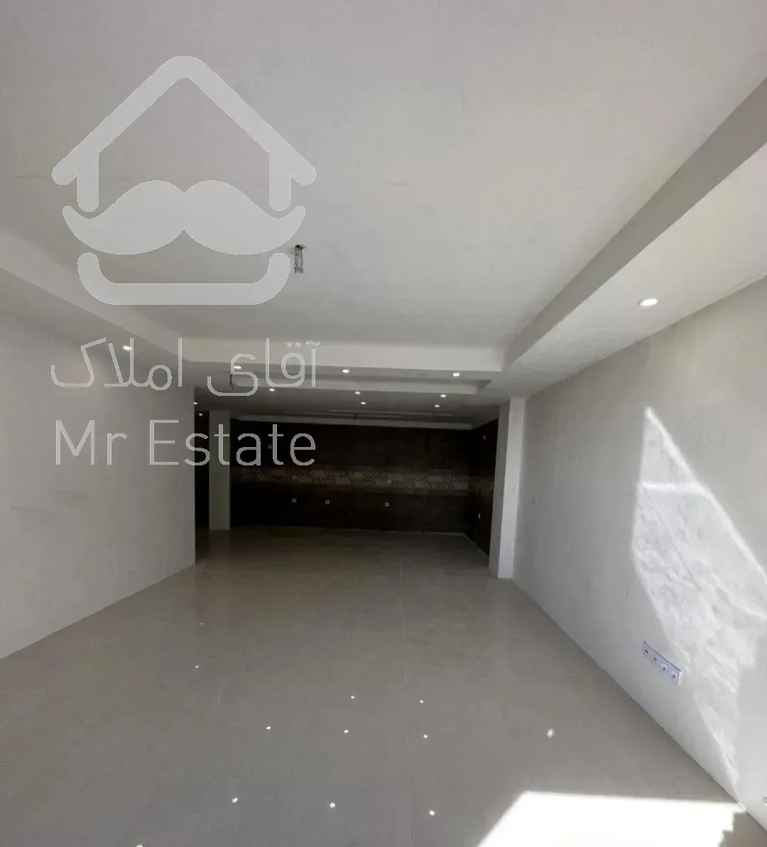 ۱۰۹ متر ط۱۸ آماده سکونت/شهرک خرازی دریاچه چیتگر