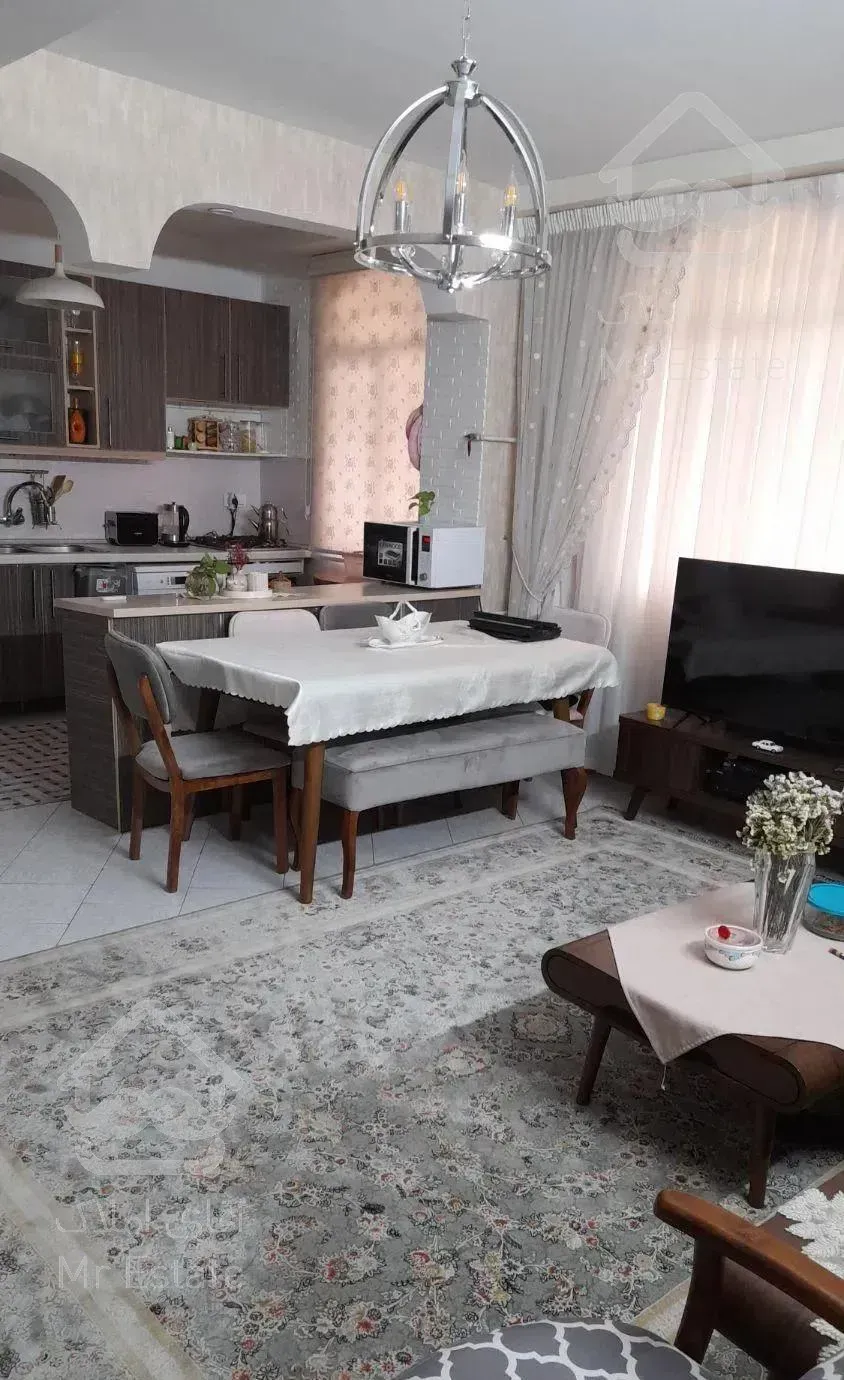 ۵۲ متر/طبقه۲/دو کله نورگیر/ فول بازسازی/کن