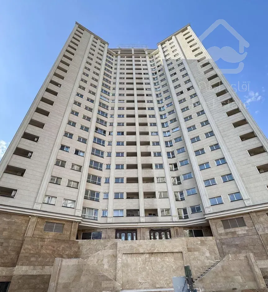 فروش/رهن آپارتمان ۱۵۴ متری ۳ خوابه در شریف