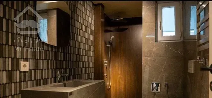 مستوفی ۱۴۳ متری ۳ خوابه لوکس