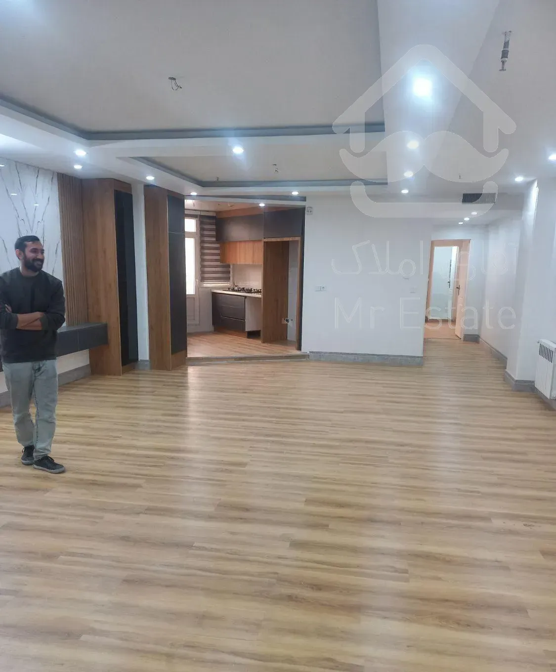 فروش آپارتمان ۱۰۵ متری ۲ خوابه فول بازسازی