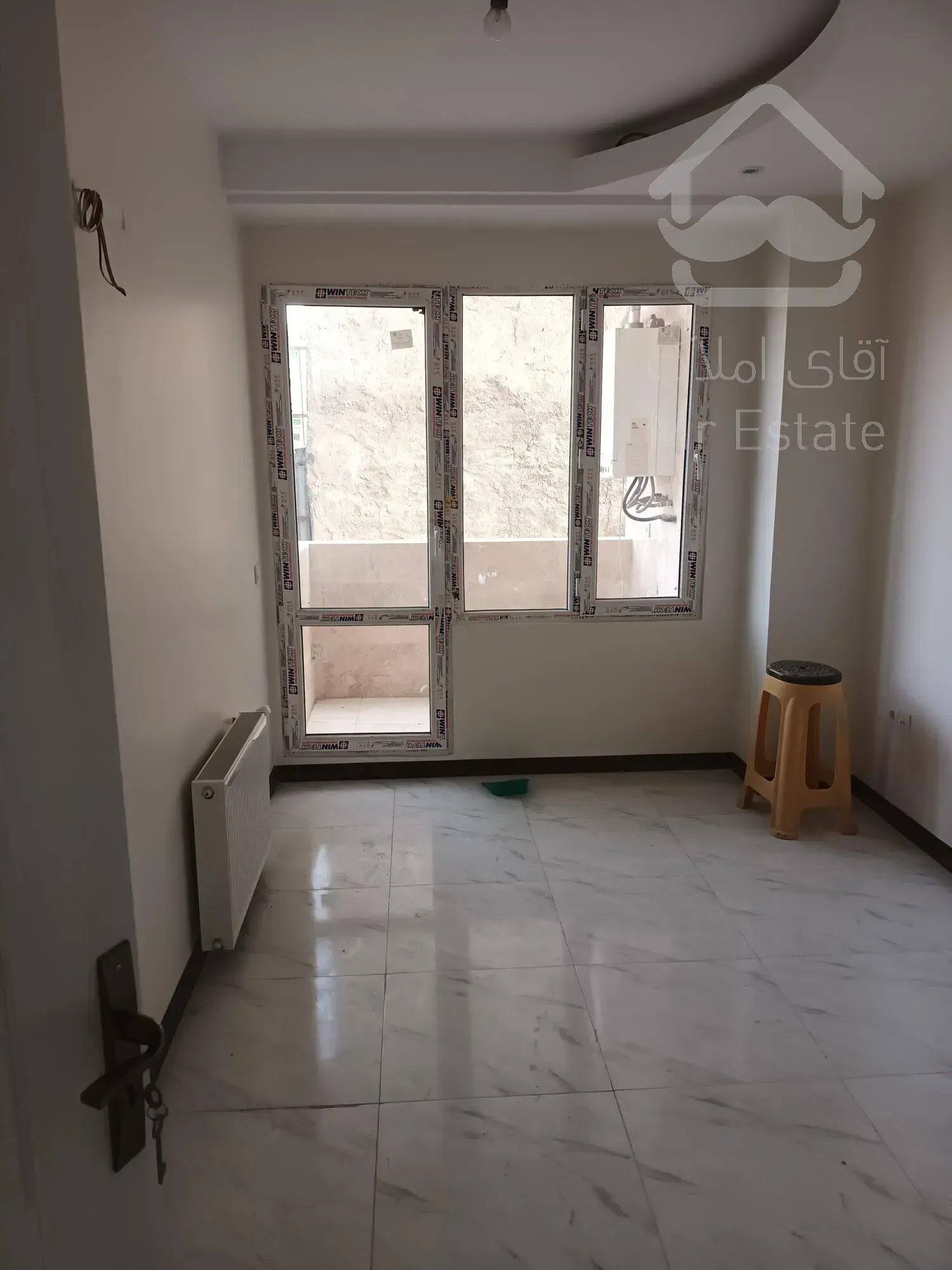 فروش ۱۱۵ متر آپارتمان در اندیشه