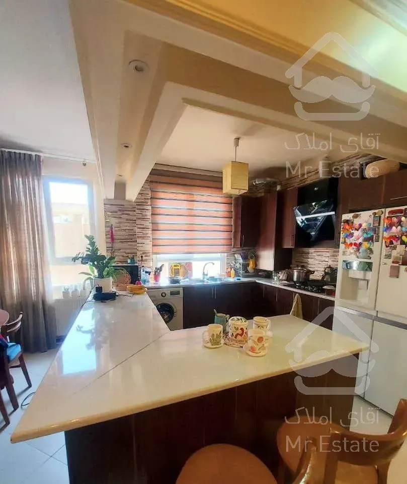 90 متر / خوش نقشه / فول امکانات